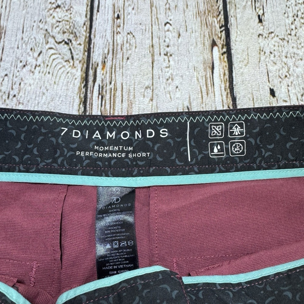7 Diamonds Shorts Men's 32 Maroon Momentum Performance Stretch Lightweight - Picture 3 of 7